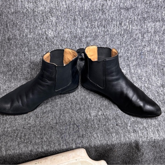 J. CREW Factory Classic Black Chelsea boot. Vegan Leather Sz 6 - Picture 6 of 8